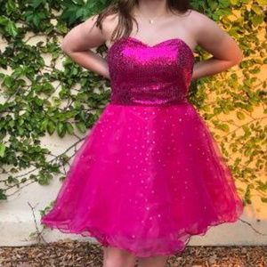 Homecoming / party dress